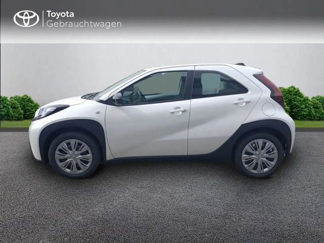 Toyota Aygo X Business Hatchback