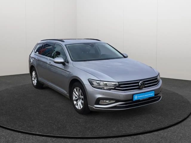 Volkswagen Passat Business DSG