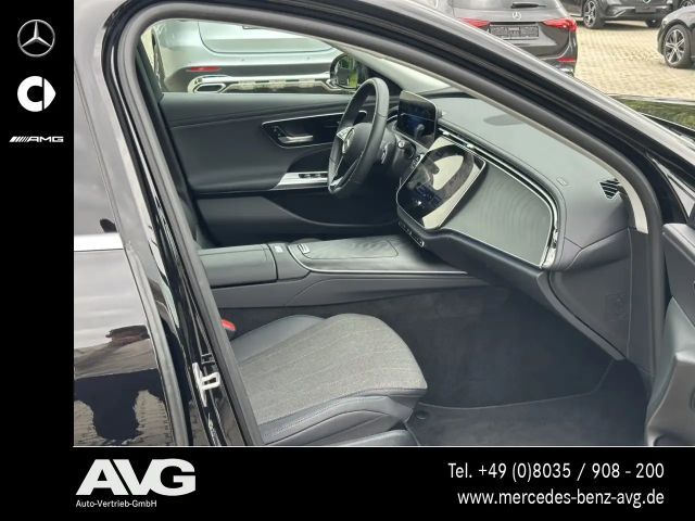 Mercedes-Benz E 200 AVANTGARDE Estate