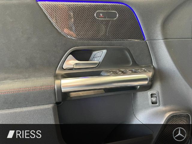 Mercedes-Benz B 220 4MATIC Sedan