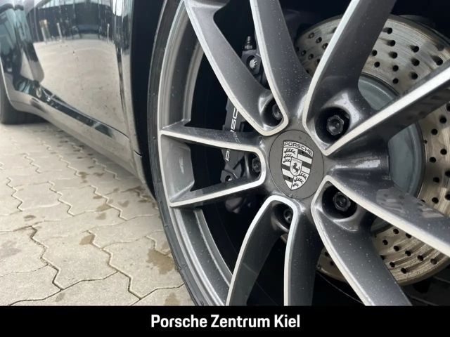 Porsche 992 Carrera Coupé