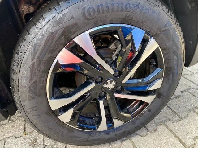 Peugeot 2008 EAT8 GT-Line PureTech