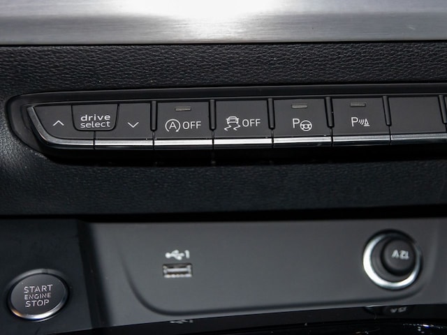 Audi A4 40 TFSI Avant S-Line S-Tronic