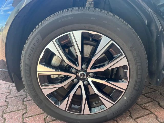 Volvo XC60 Dark Plus