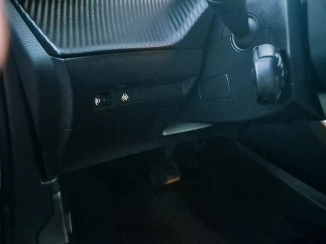 Peugeot E-2008 Active Pack