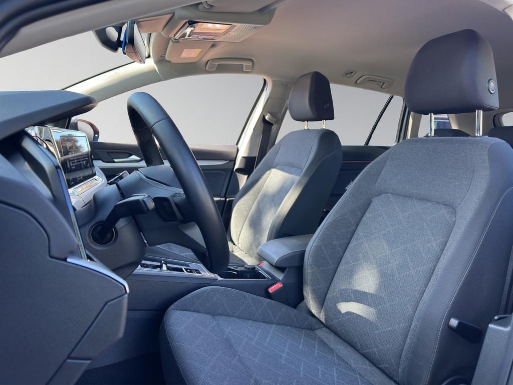 Volkswagen Golf DSG Golf VIII Life Variant