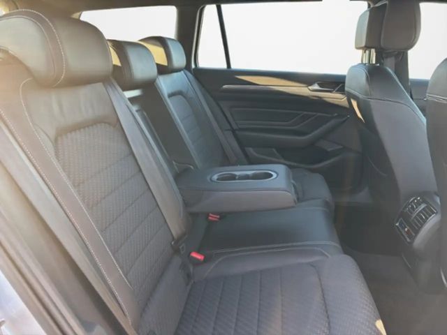 Volkswagen Passat 2.0 TDI R-Line Variant