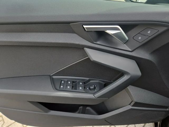 Audi A3 30 TDI S-Tronic Sedan