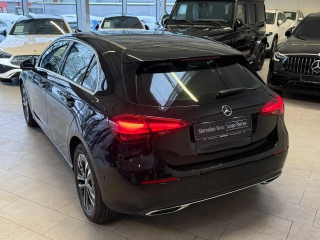 Mercedes-Benz A 180 Progressive