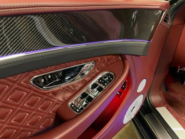 Bentley Continental GTC V8