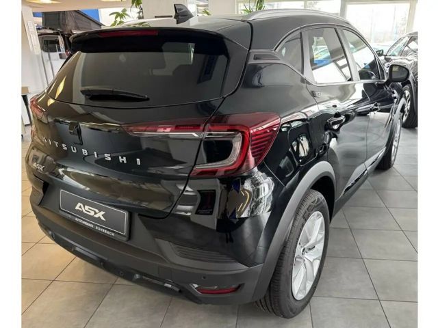 Mitsubishi ASX Invite