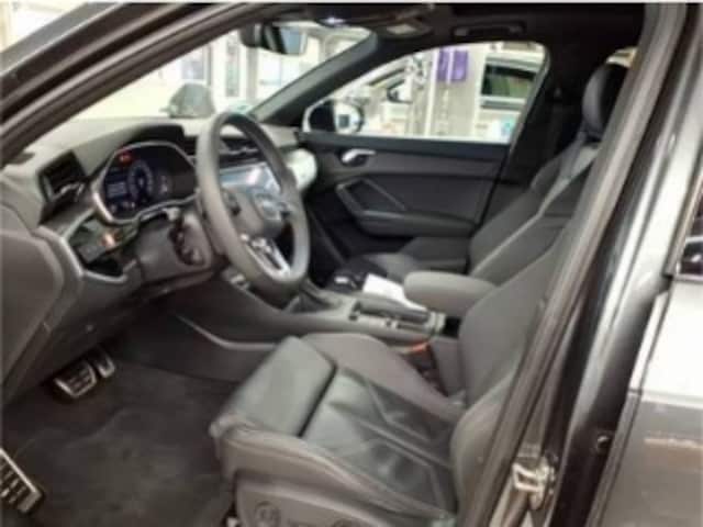 Audi Q3 40 TFSI Quattro S-Line S-Tronic