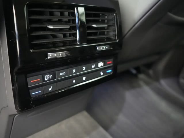 Volkswagen Touareg Atmosphere