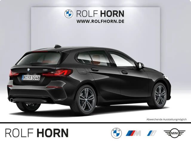 BMW 118 118i Sedan Sport Line