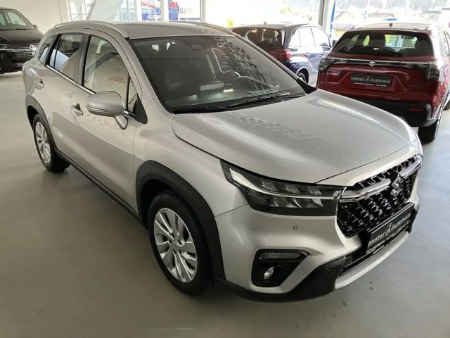 Suzuki S-Cross AllGrip Hybrid