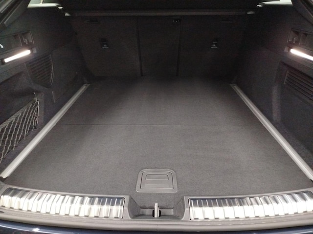 Audi A6 Avant Quattro S-Tronic