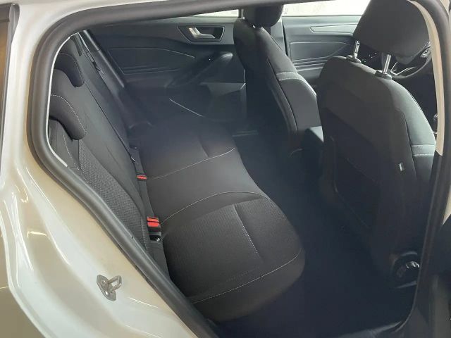 Ford Focus Cool & Connect Wagon