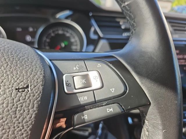Volkswagen Touran 2.0 TDI Comfortline DSG