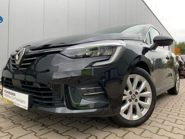 Renault Clio E-Tech Hybrid Intens