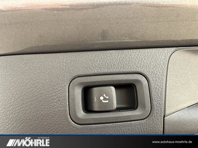 Mercedes-Benz B 200 Progressive