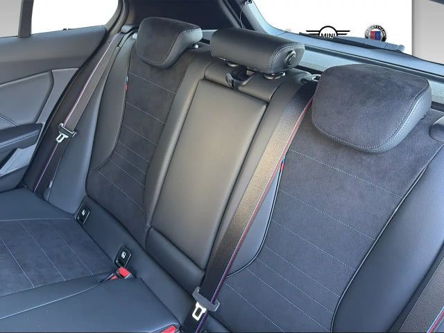 BMW 120 120d Comfort pakket M-Sport Sedan