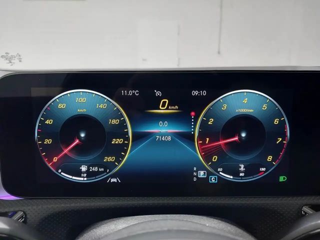 Mercedes-Benz CLA 200 AMG Line Shooting Brake