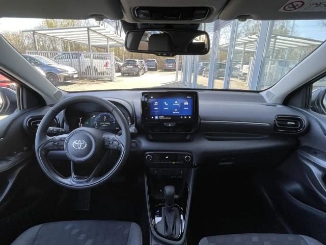 Toyota Yaris Hatchback Hybride VVT-i