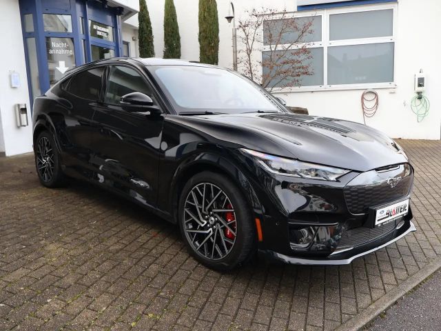 Ford Mustang Mach-E AWD GT