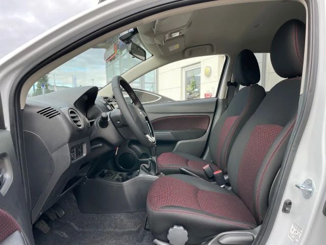 Mitsubishi Space Star Star