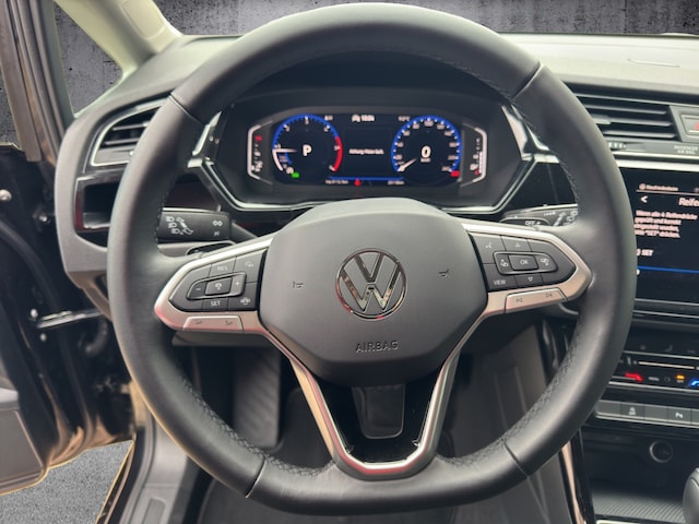 Volkswagen Touran 2.0 TDI DSG Highline Pro