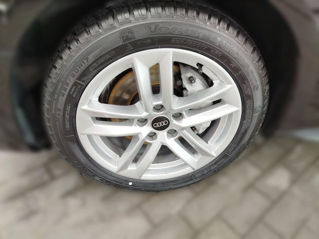 Audi A4 40 TFSI Avant S-Tronic