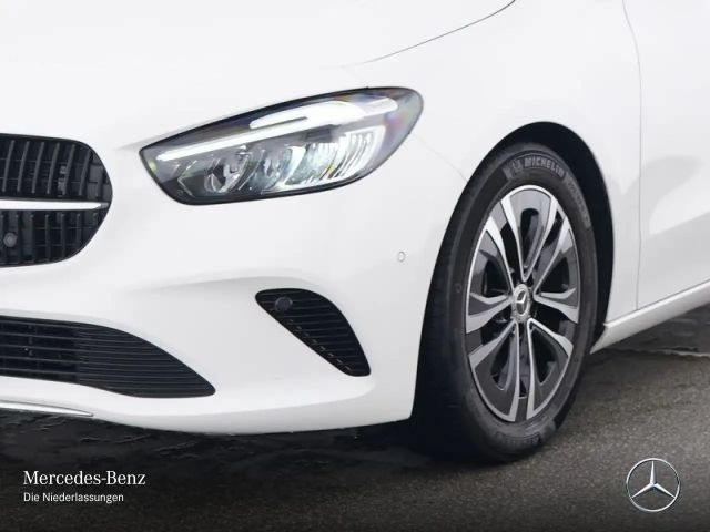 Mercedes-Benz B 200 Progressive Sedan