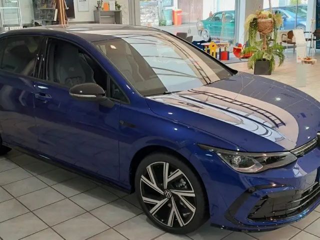 Volkswagen Golf DSG R-Line