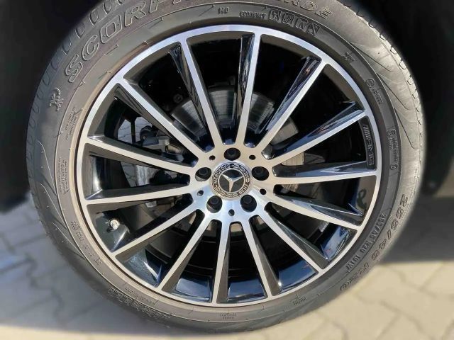 Mercedes-Benz GLC 300 4MATIC AMG Line