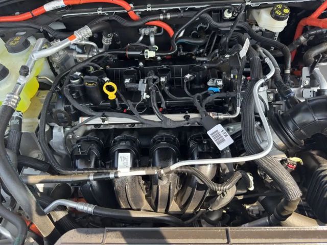 Ford Kuga Plug in Hybrid ST Line X