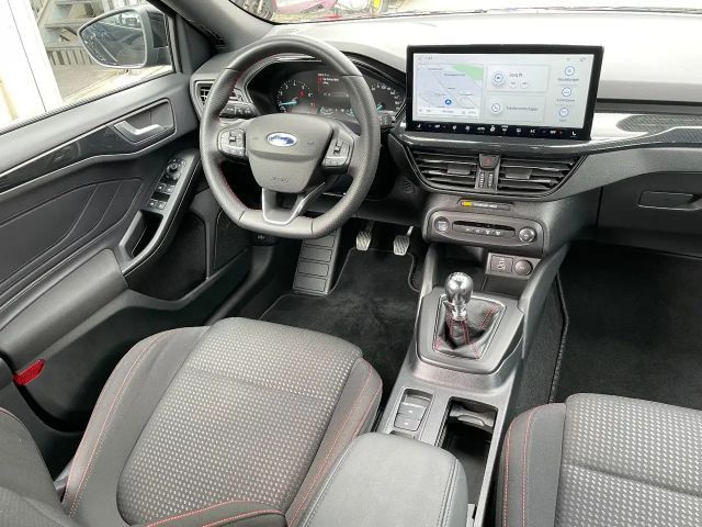 Ford Focus ST Line Wagon