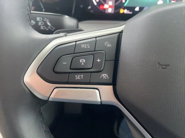 Volkswagen Golf DSG Golf VIII Life Variant