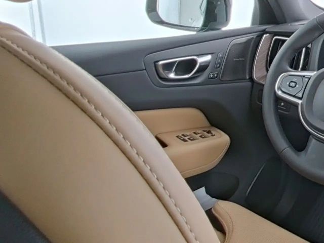 Volvo XC60 AWD Dark Plus Recharge T6