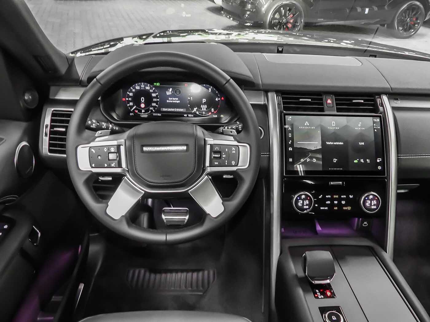 Land Rover Discovery D300 Dynamic HSE