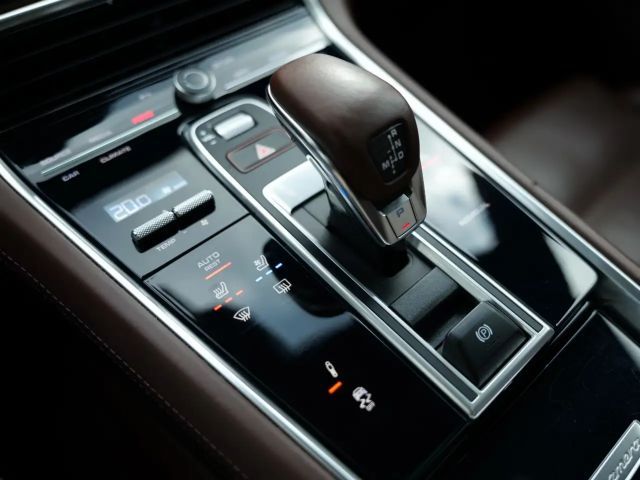 Porsche Panamera 4 E-Hybrid