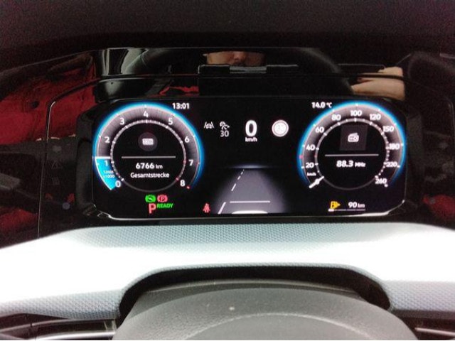 Volkswagen Golf 1.5 eTSI DSG Variant