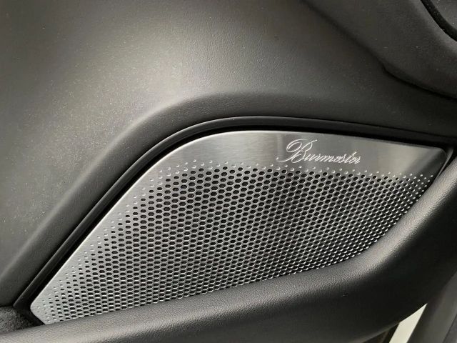 Porsche Taycan S Turbo