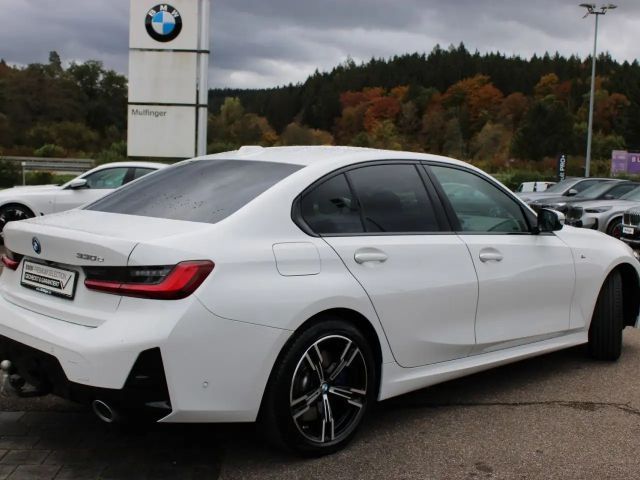 BMW 330 330e M-Sport Sedan