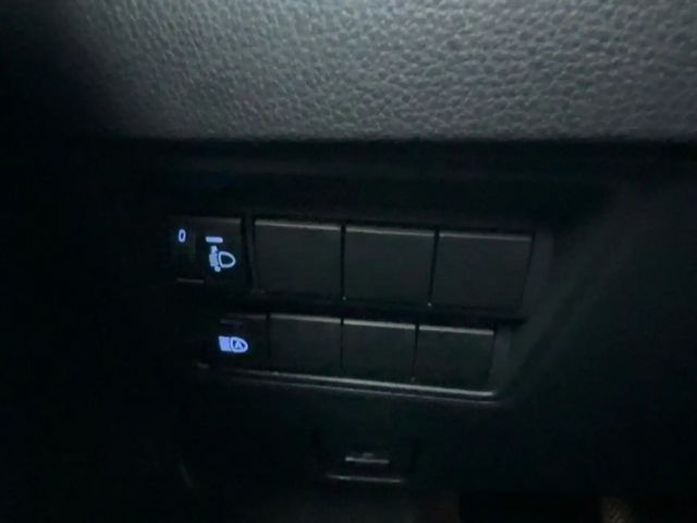 Toyota Yaris Hatchback Style