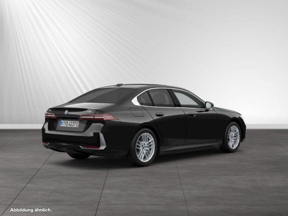 BMW i5 Sedan eDrive40