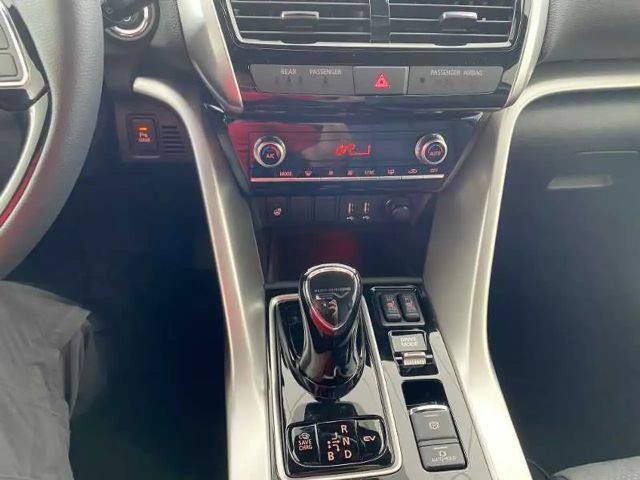 Mitsubishi Eclipse Cross 4WD PHEV