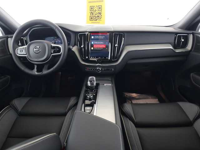 Volvo XC60 AWD Plus