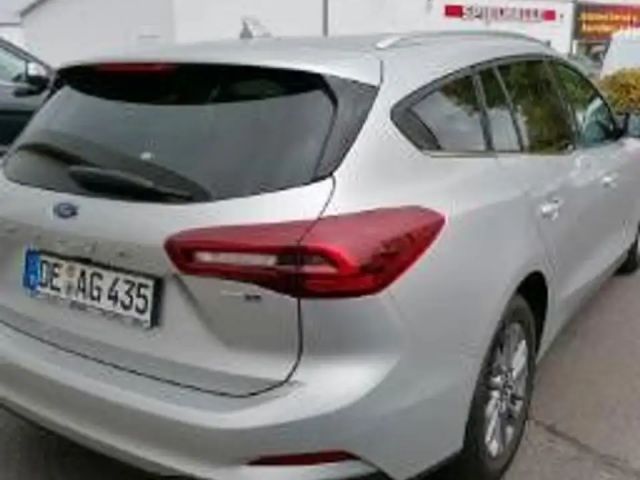 Ford Focus Titanium Wagon