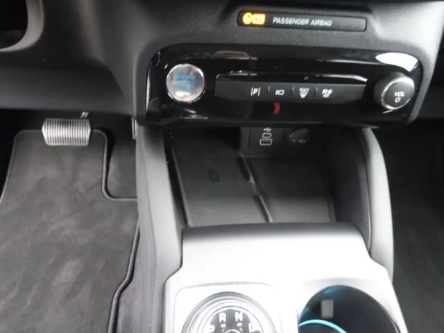 Ford Kuga Hybrid Titanium