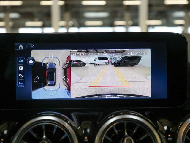 Mercedes-Benz GLA 180 AMG Line